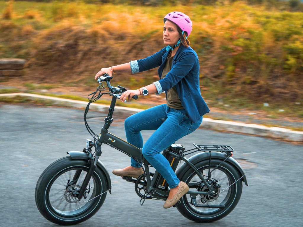APRUM MAGIS PLUS | Accu LG 48V 20A 960Wh | 250W 25Km/h | Actieradius tot 120 km